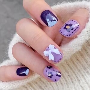 2/$16 3D Bows & Flowers Press on Nails